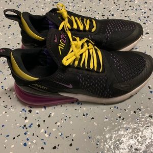 Nike sneakers barely used